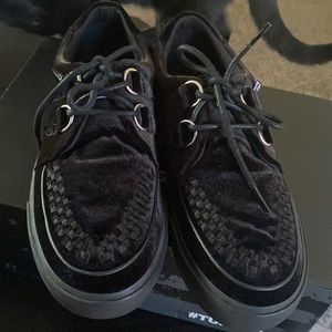 COPY - TUK Black velvet interlace sneaker